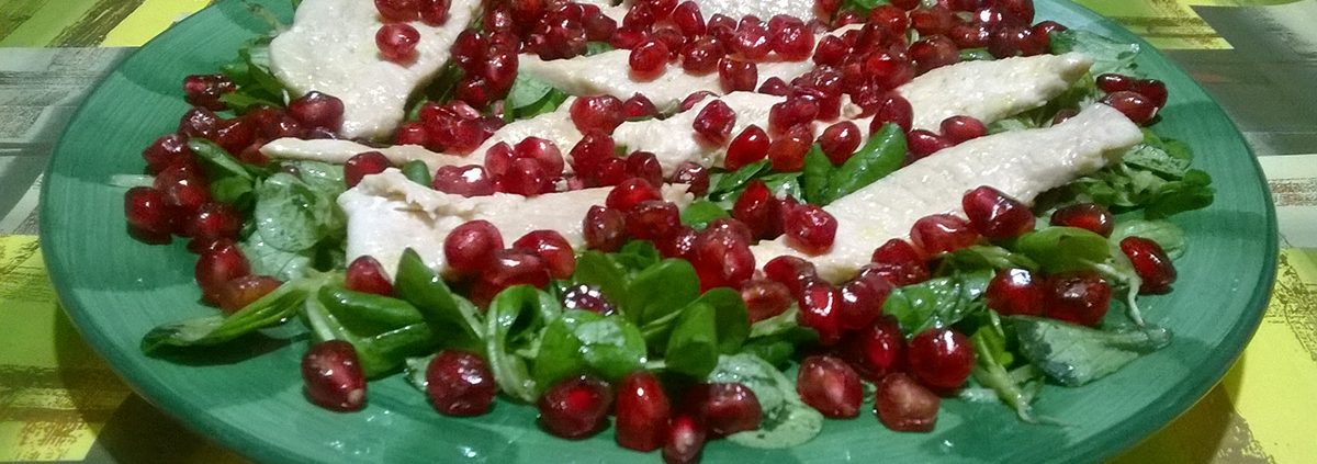 Insalata di pollo e melagrana