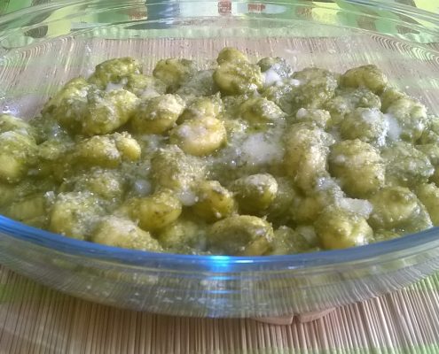 gratin di gnocchi al pesto