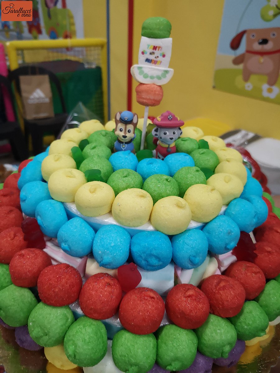torta di caramelle