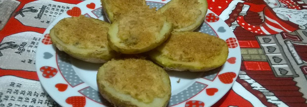 Patate al forno ripiene di tonno