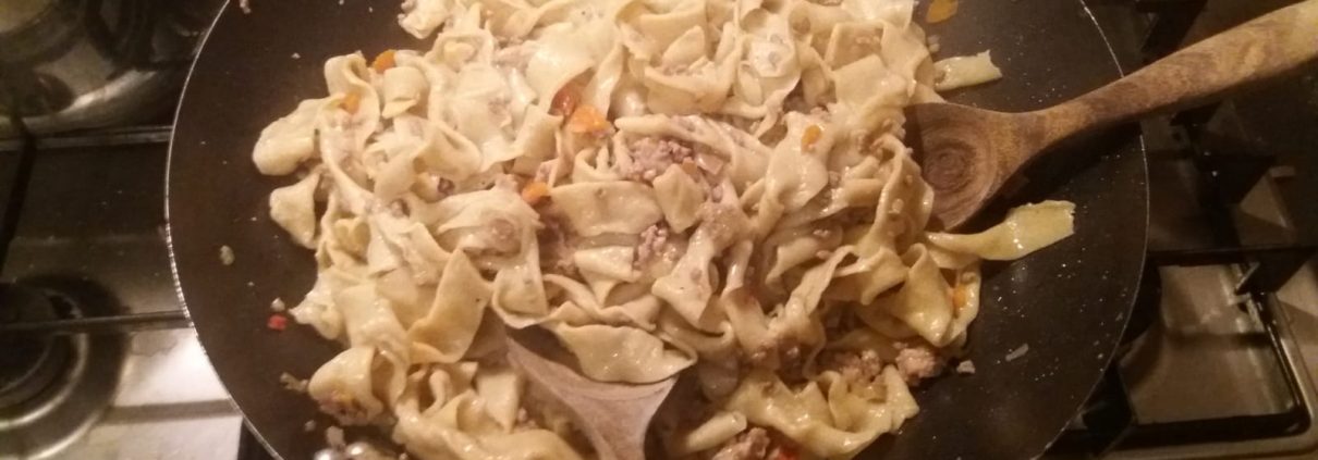Pappardelle al ragù bianco