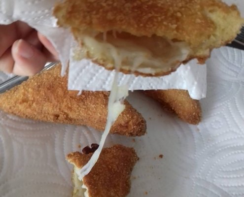 Mozzarella in carrozza