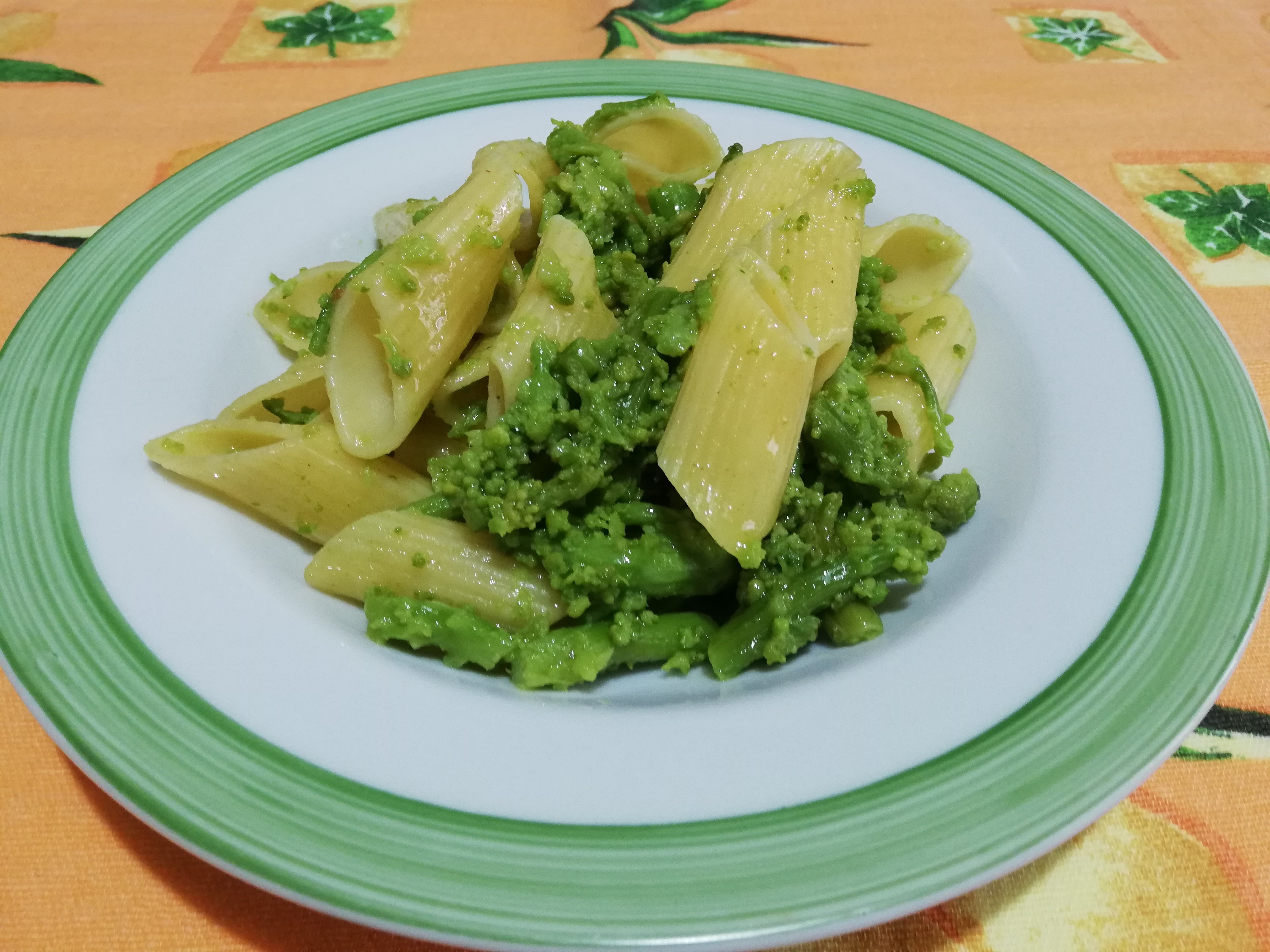 Pennoni al broccolo romano