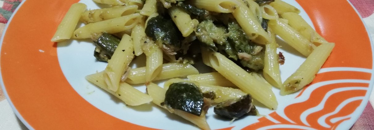 penne al tonno e zucchine