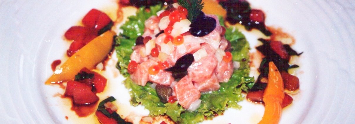Insalata di salmone fresco