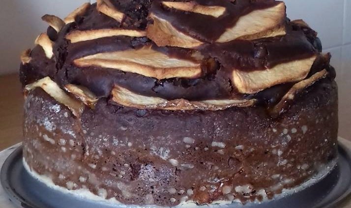 Torta cioccolato e mele