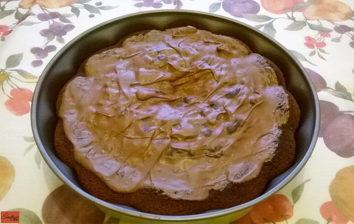 ciambellone con le uova di pasqua