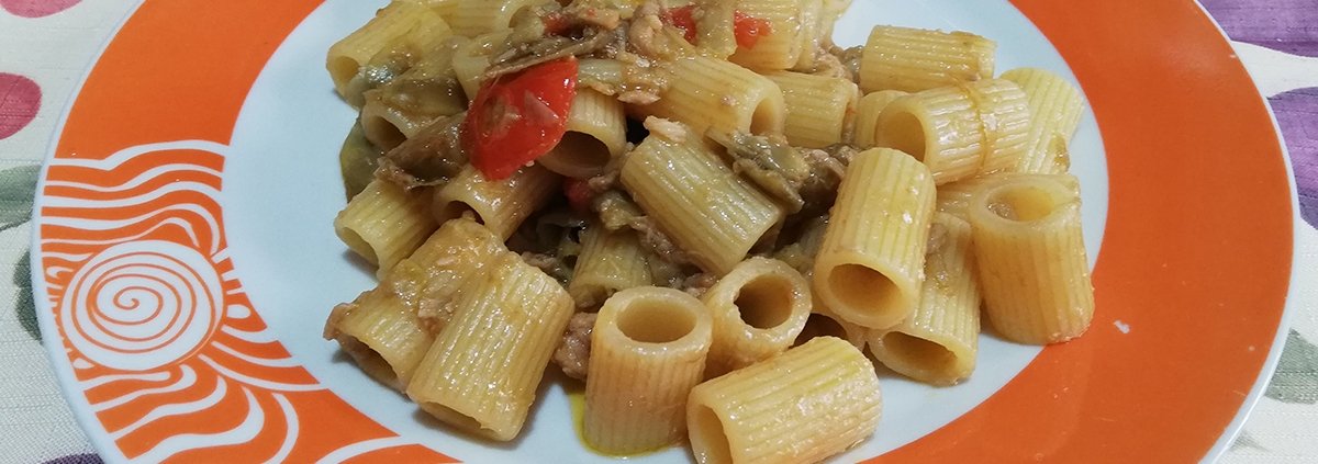 mezze maniche tonno e carciofi