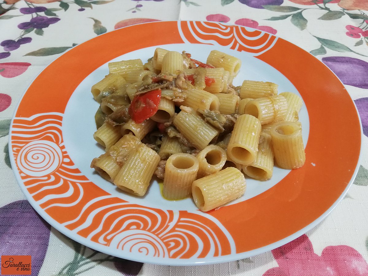 mezze maniche tonno e carciofi