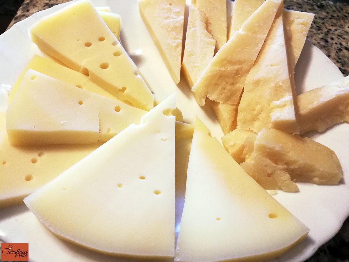 fave e pecorino