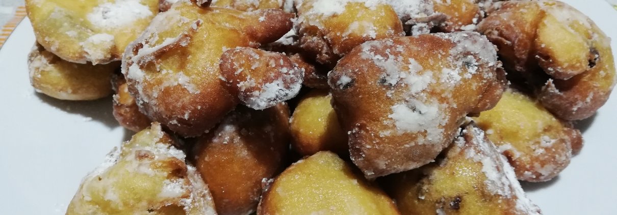Frittelle dolci con uvetta sultanina