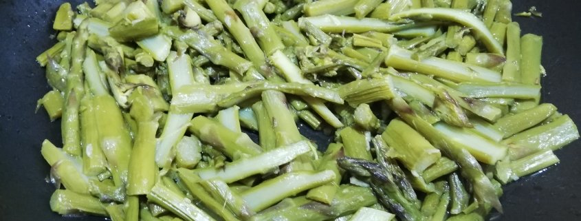 asparagi in padella