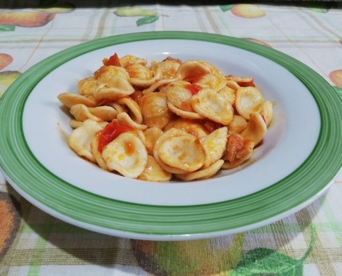 Orecchiette al sugo di tonno