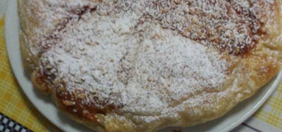 torta di mele caramellate