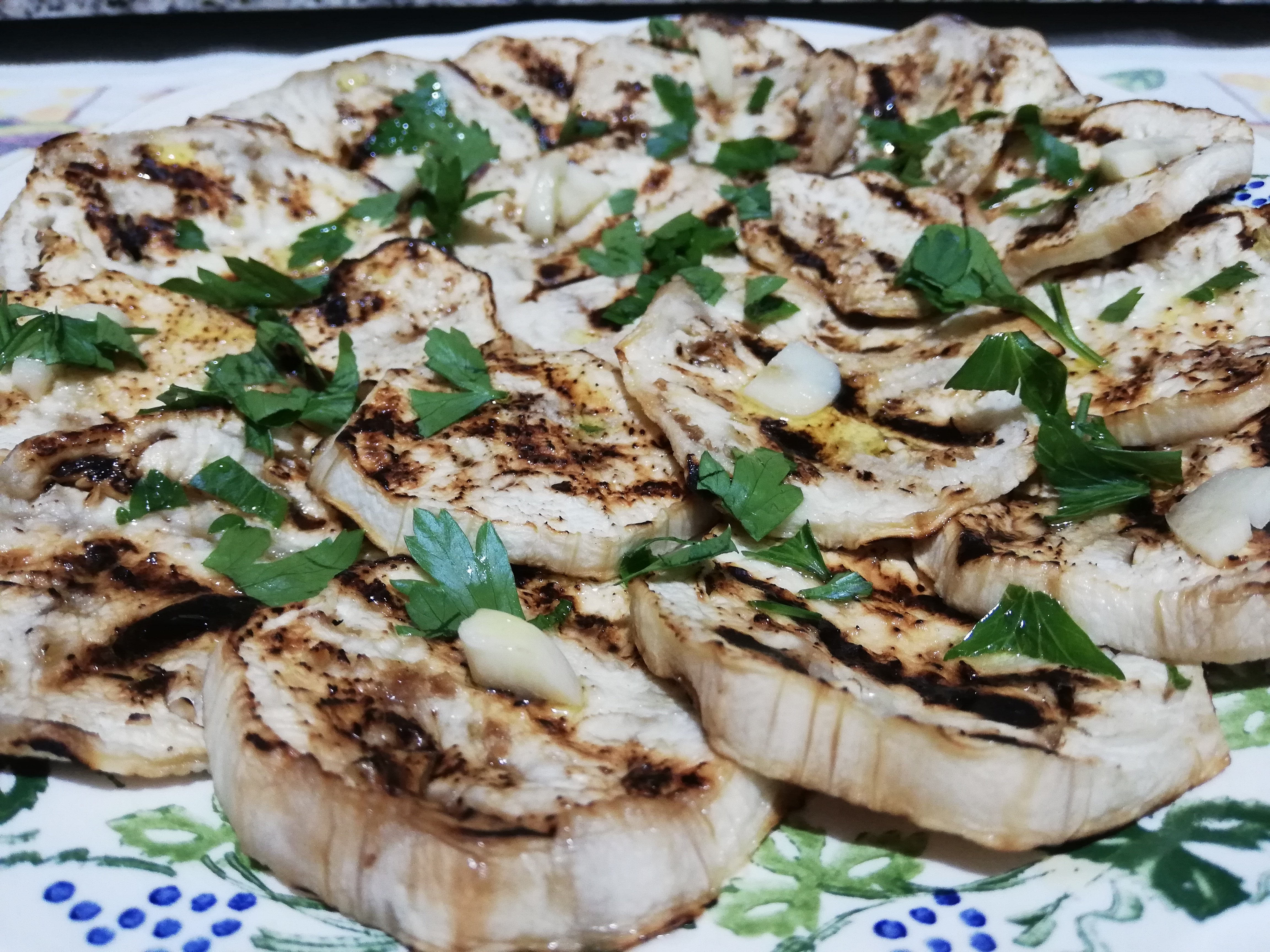 Melanzane grigliate limone e prezzemolo