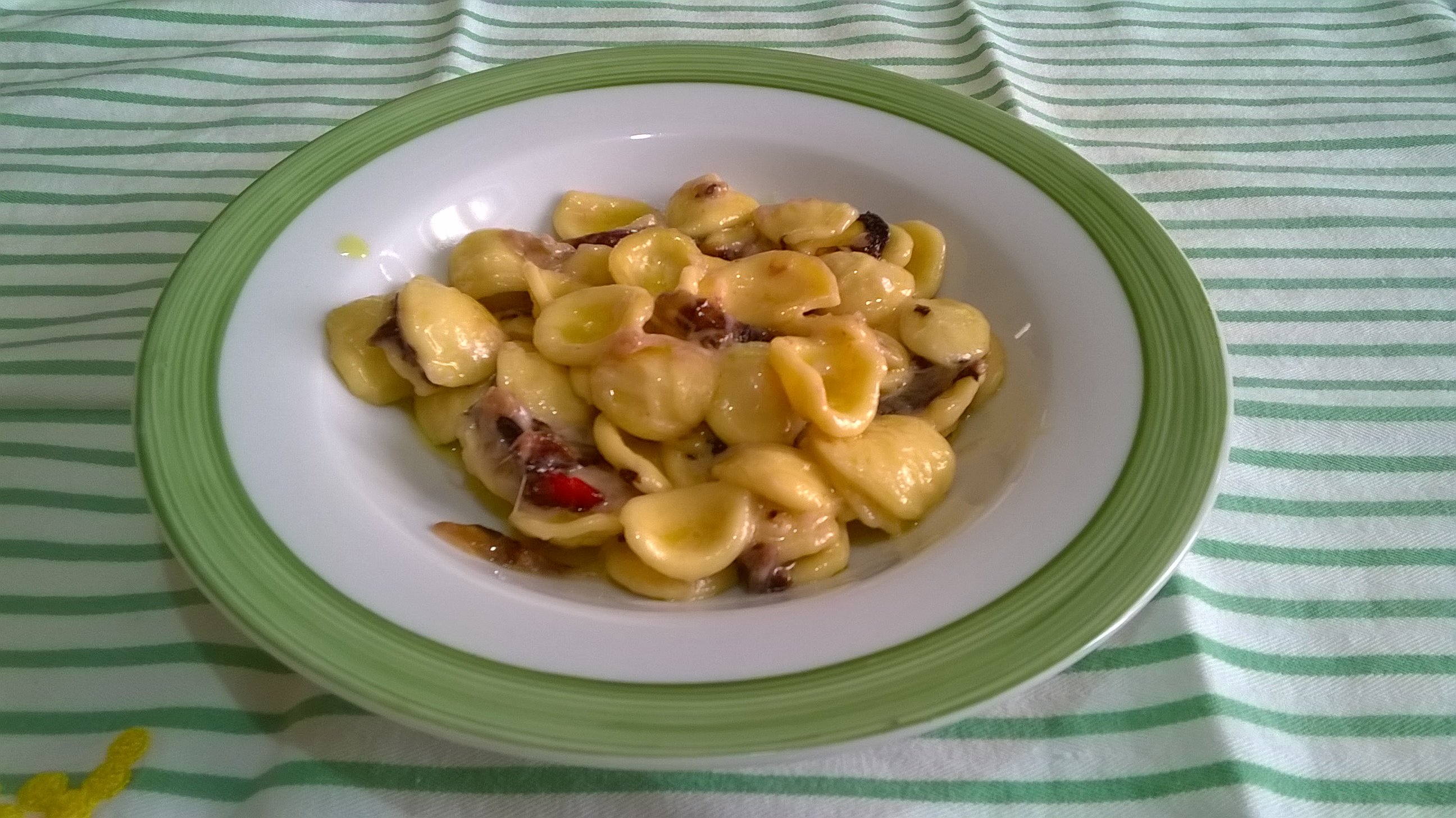 Orecchiette radicchio gorgonzola e galbanino