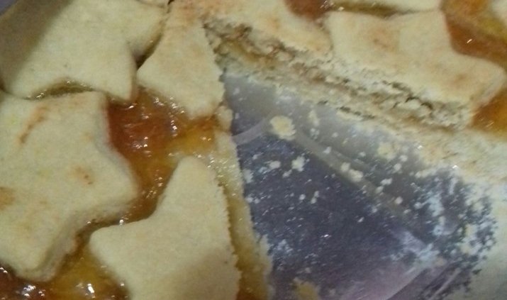 Crostata alla marmellata di albicocche senza glutine