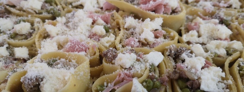 Girelle di pasta funghi e piselli