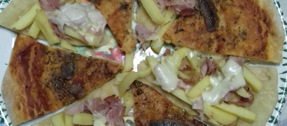 Pizza fatta in casa