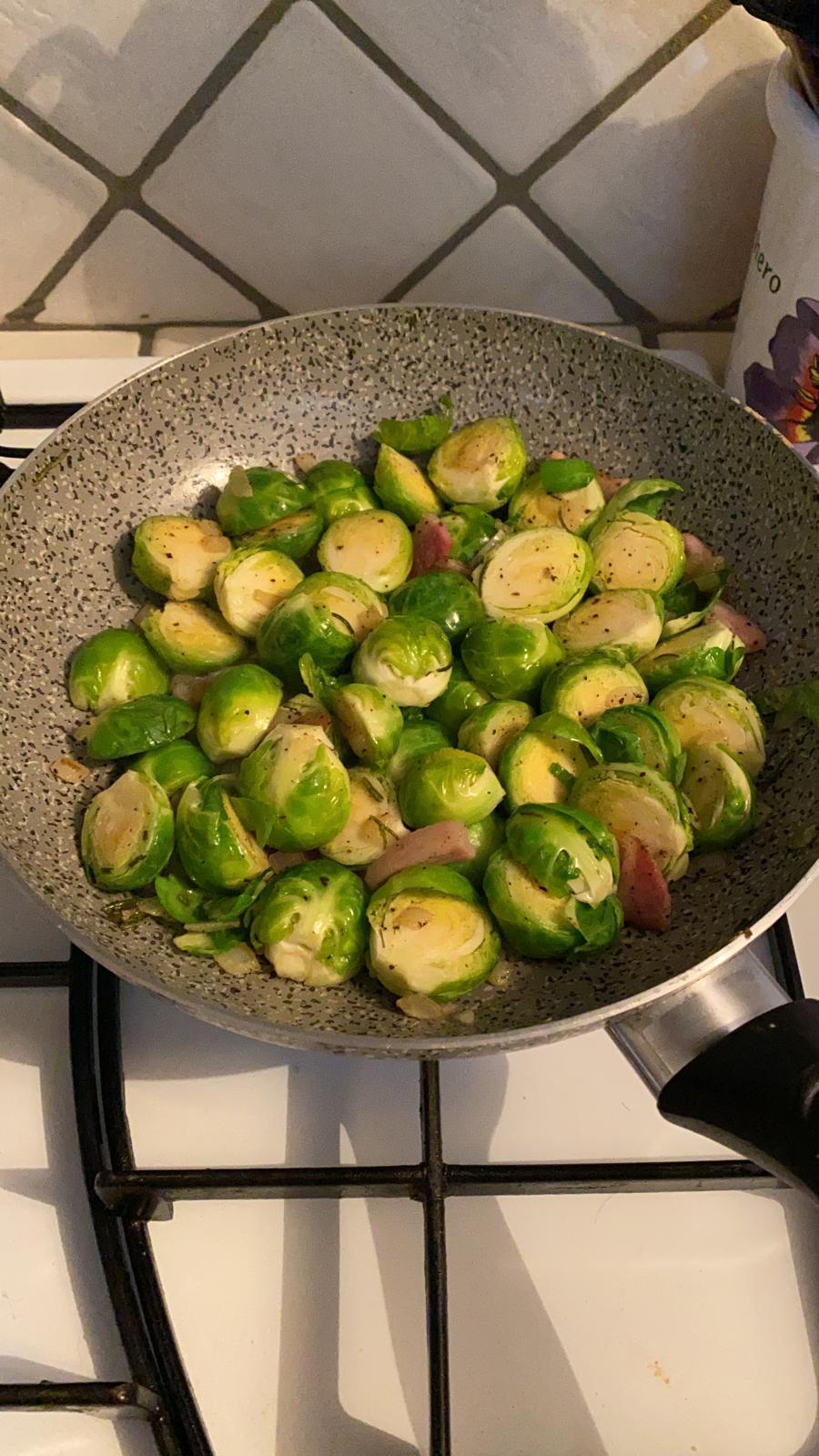 Cavoli di Bruxelles in padella