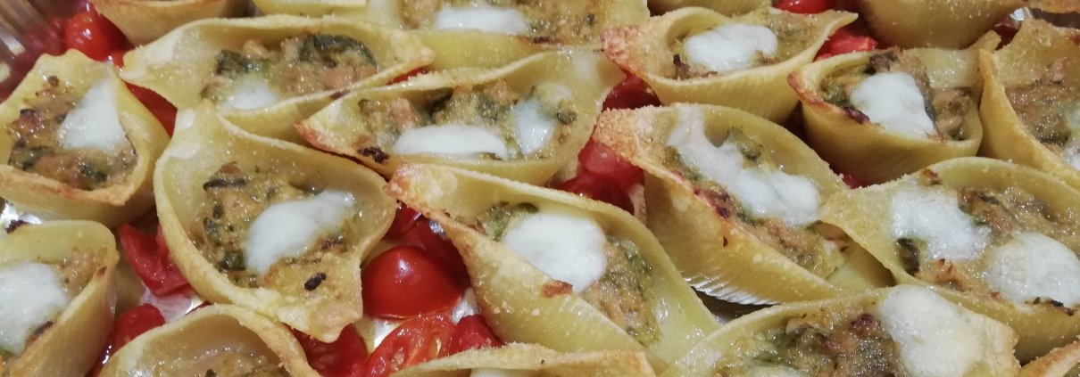 Conchiglioni al forno con tonno e zucchine