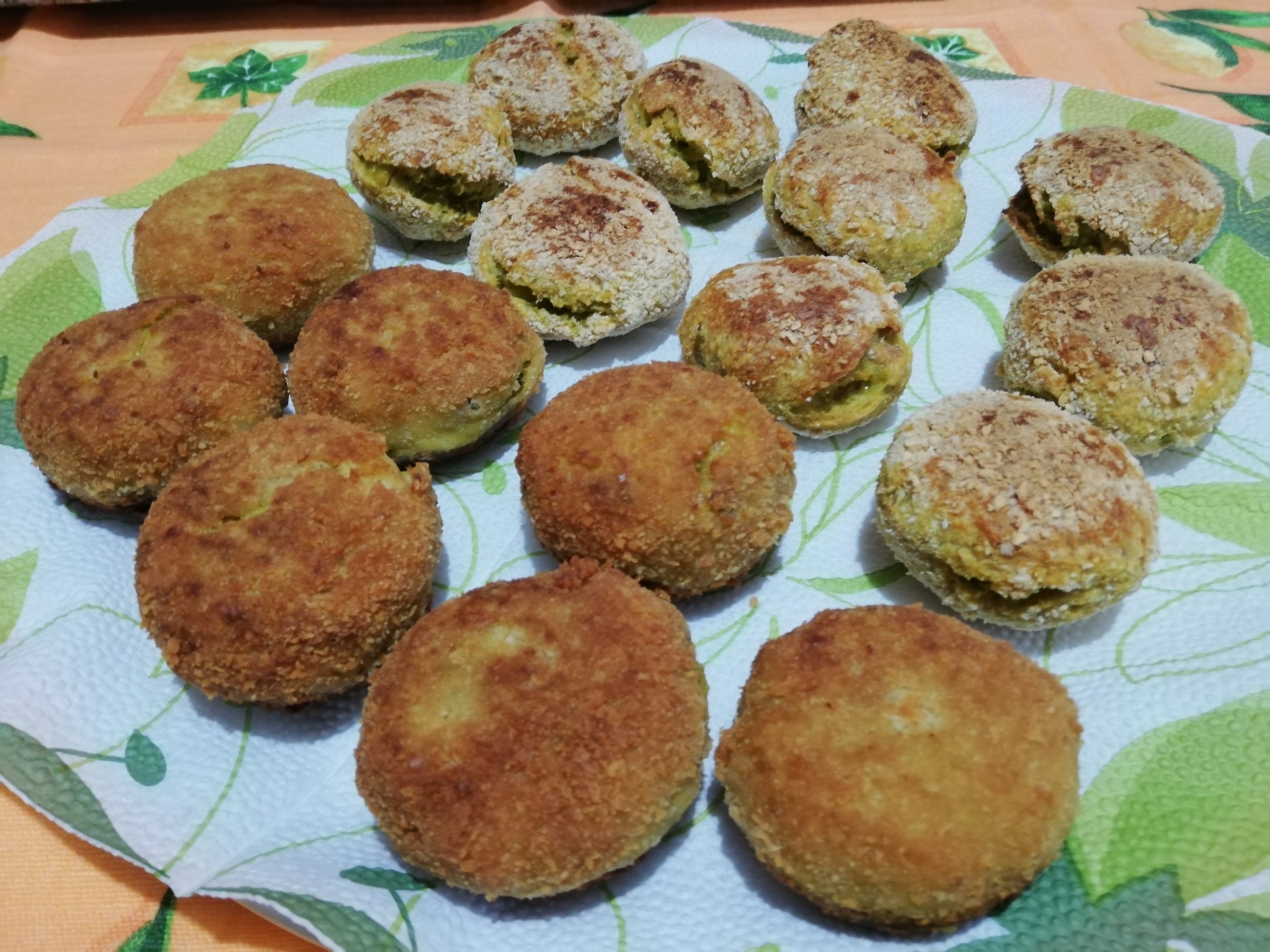 Polpette di asparagi al forno e fritte
