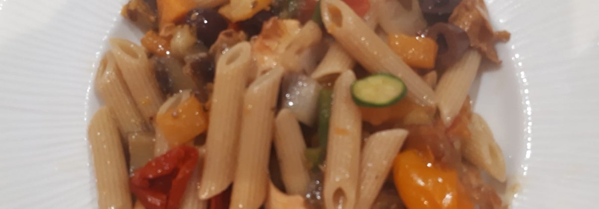 Penne integrali con verdure miste