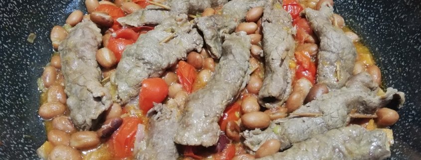 Involtini di carne con i fagioli