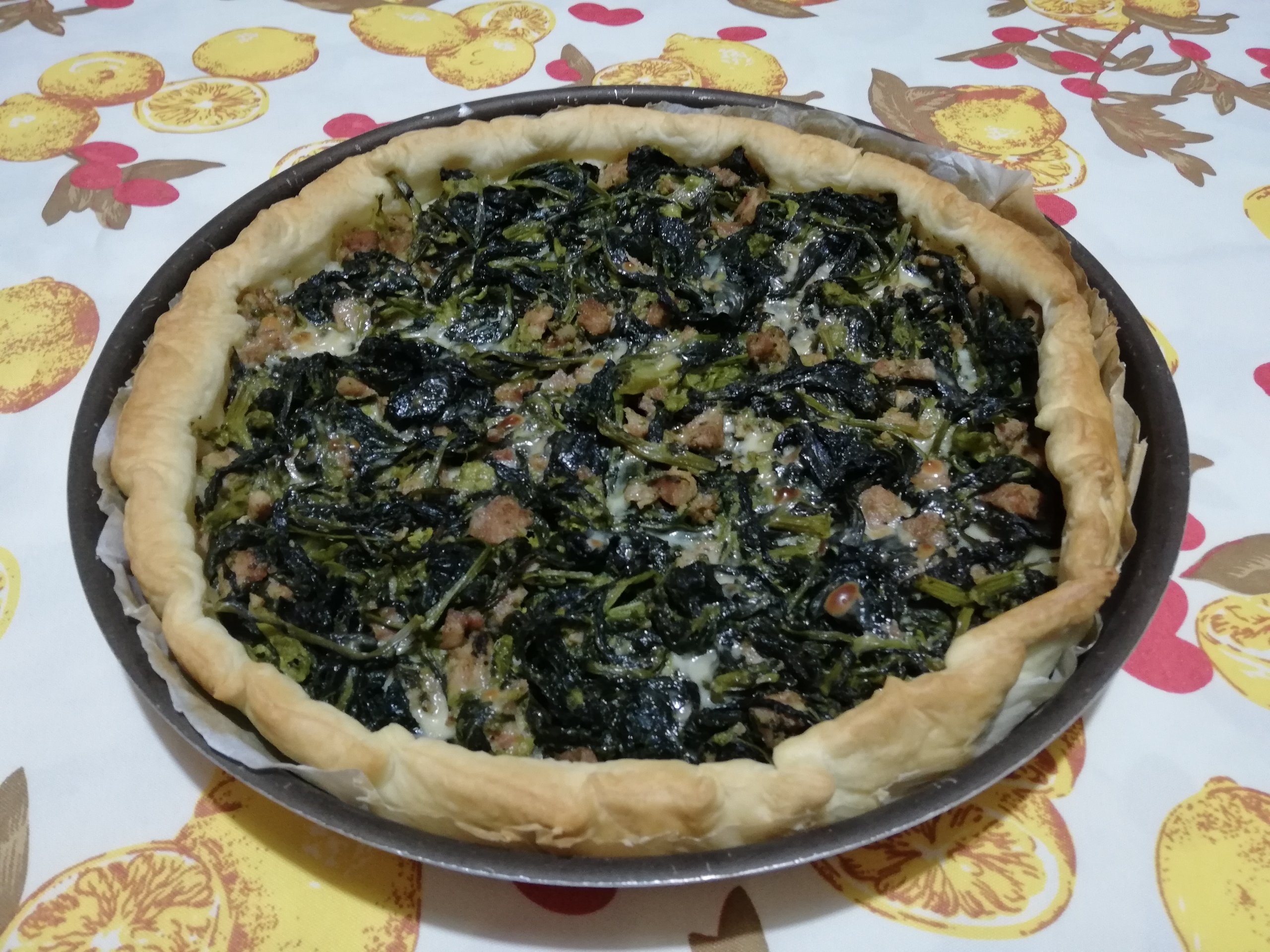 torta rustica broccoletti e salsiccia