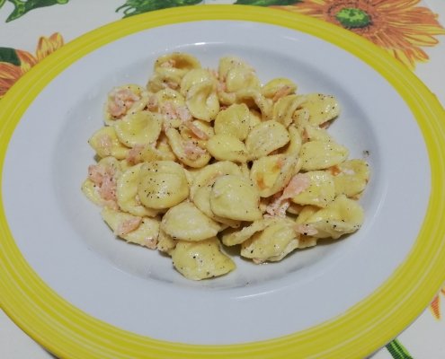 Orecchiette con salmone e philadelphia di Rossella