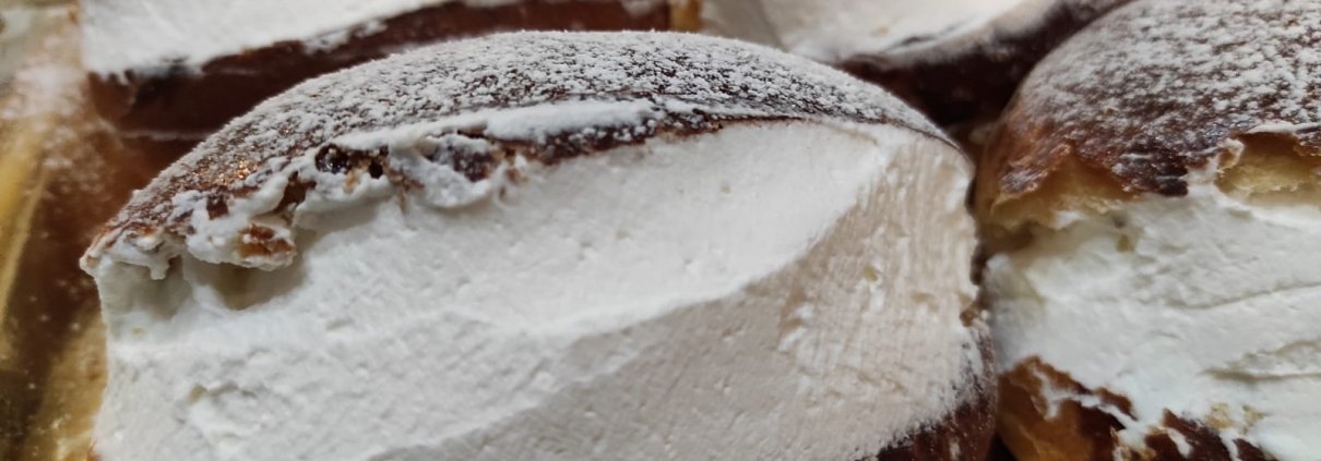 Maritozzi con la panna