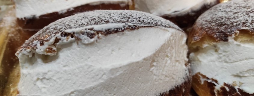 Maritozzi con la panna