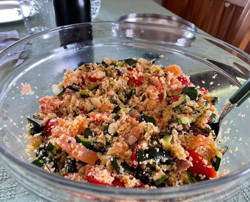 Cous cous con zucchine salmone e pomodorini di Alfredo e Stefano