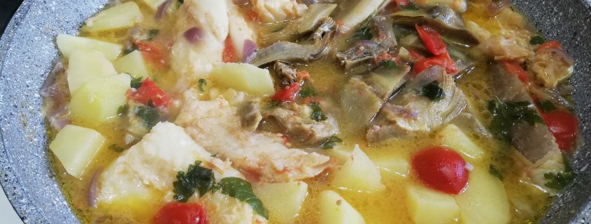 Filetti di baccalà con patate e carciofi