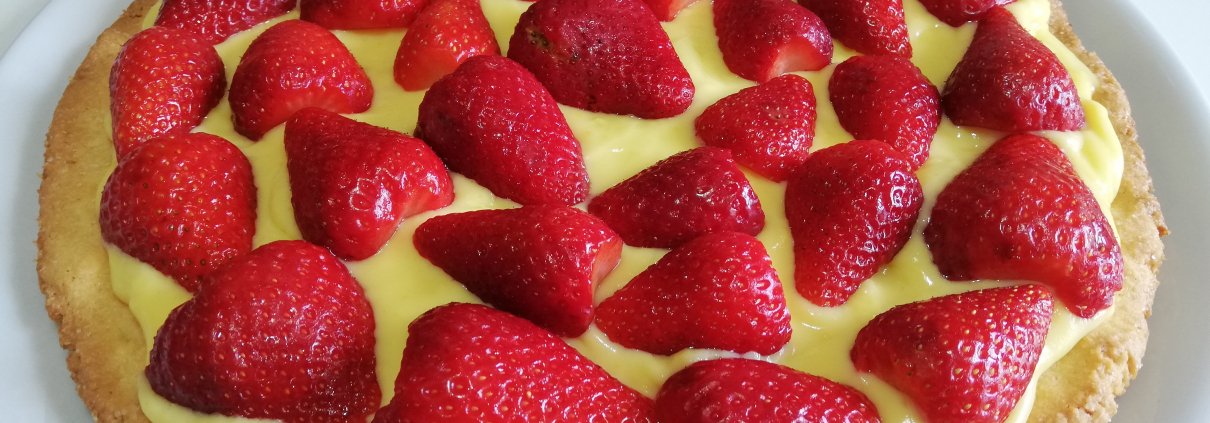 Crostata di fragole e crema pasticcera