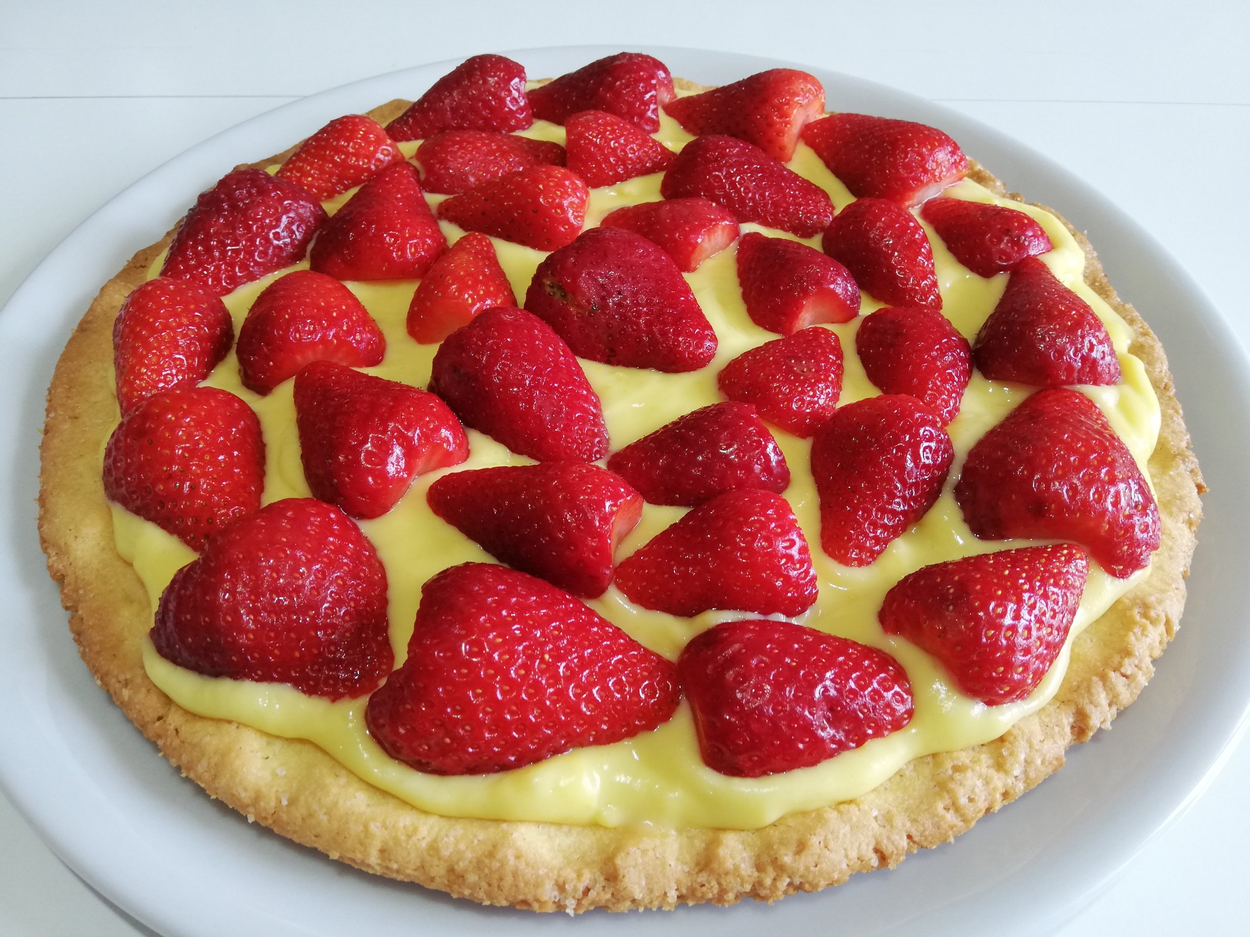 Crostata di fragole e crema pasticcera