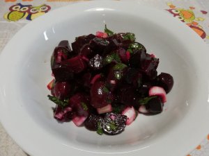 Insalata di rape rosse
