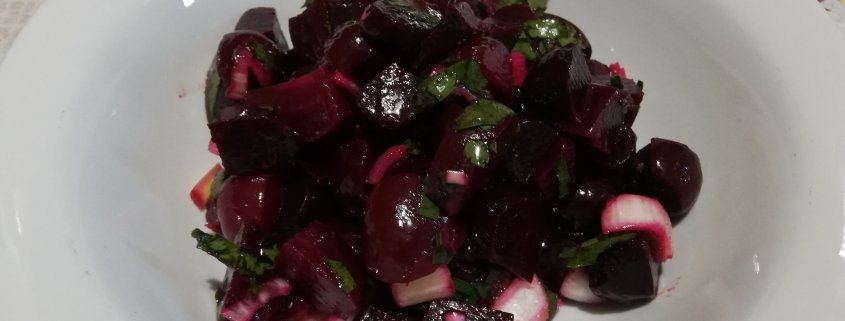 Insalata di rape rosse