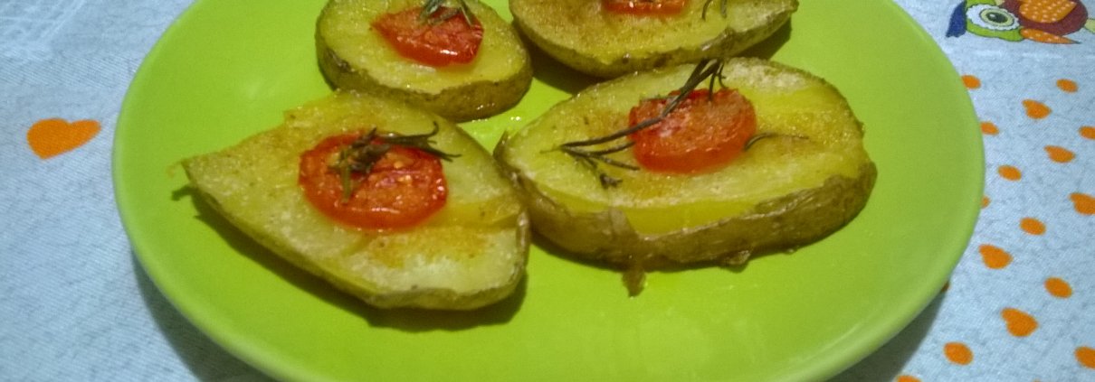 Patate al rosmarino e pomodori