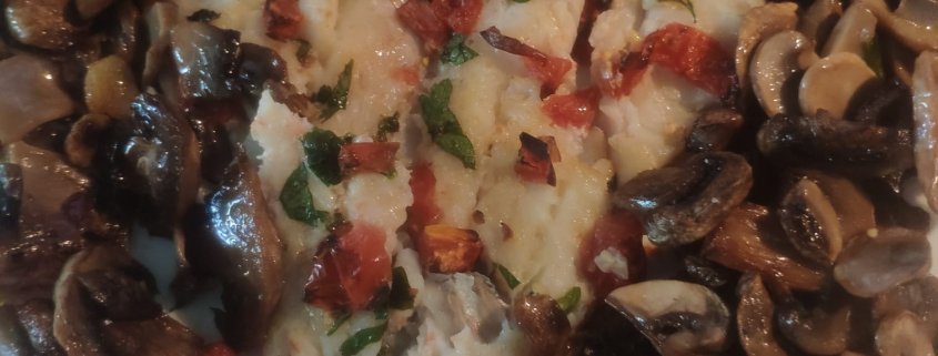 Merluzzo al forno con funghi champignon
