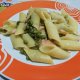 Pennoni rigati con piselli e salmone