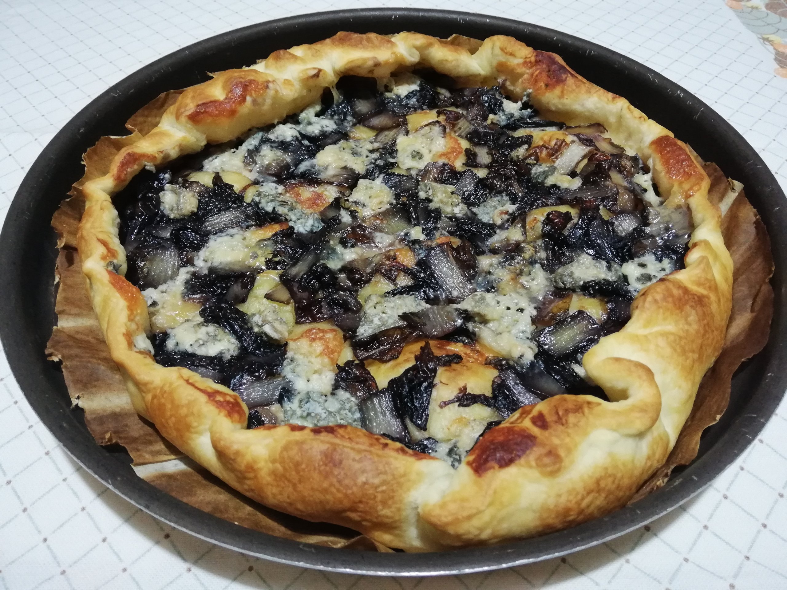 Torta rustica radicchio e gorgonzola